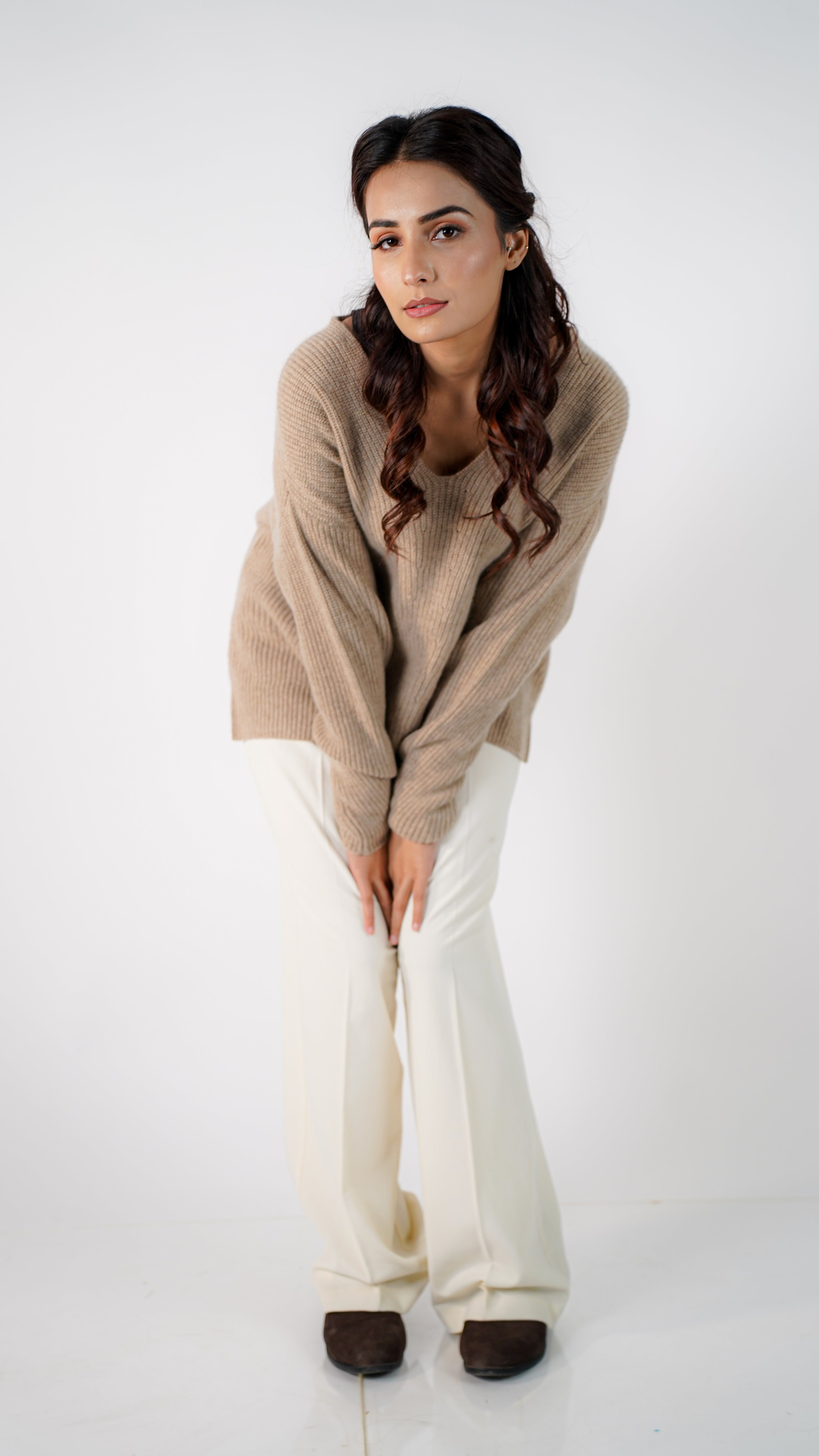 Élise V-Neck Ribbed Cashmere Sweater
